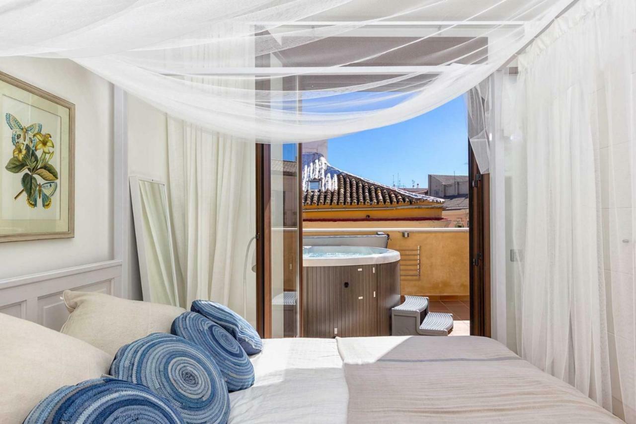Sebastian Souviron Suites In Malaga By Solaga Holiday Homes Exterior photo